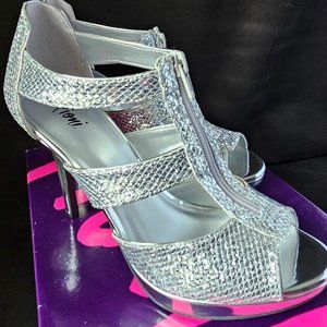 Fioni Layla Silver Peep Toe High Heels Size Women's 10